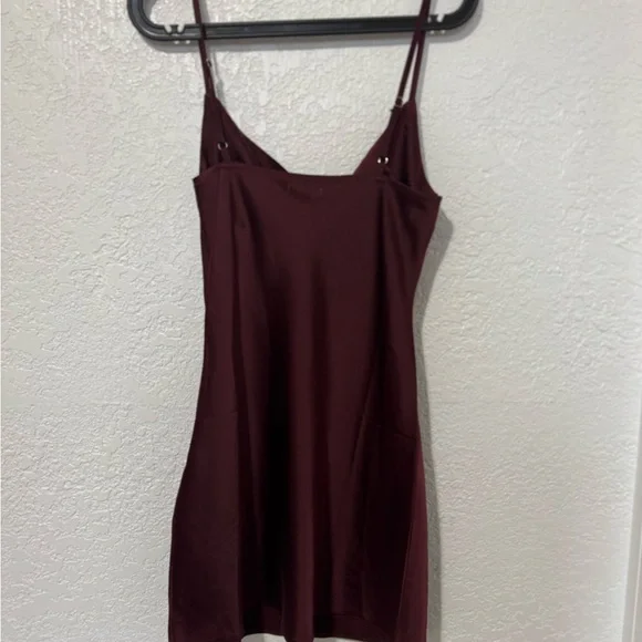 Nasty Gal Sought after Cowl Satin Dress - Picture 4 of 6